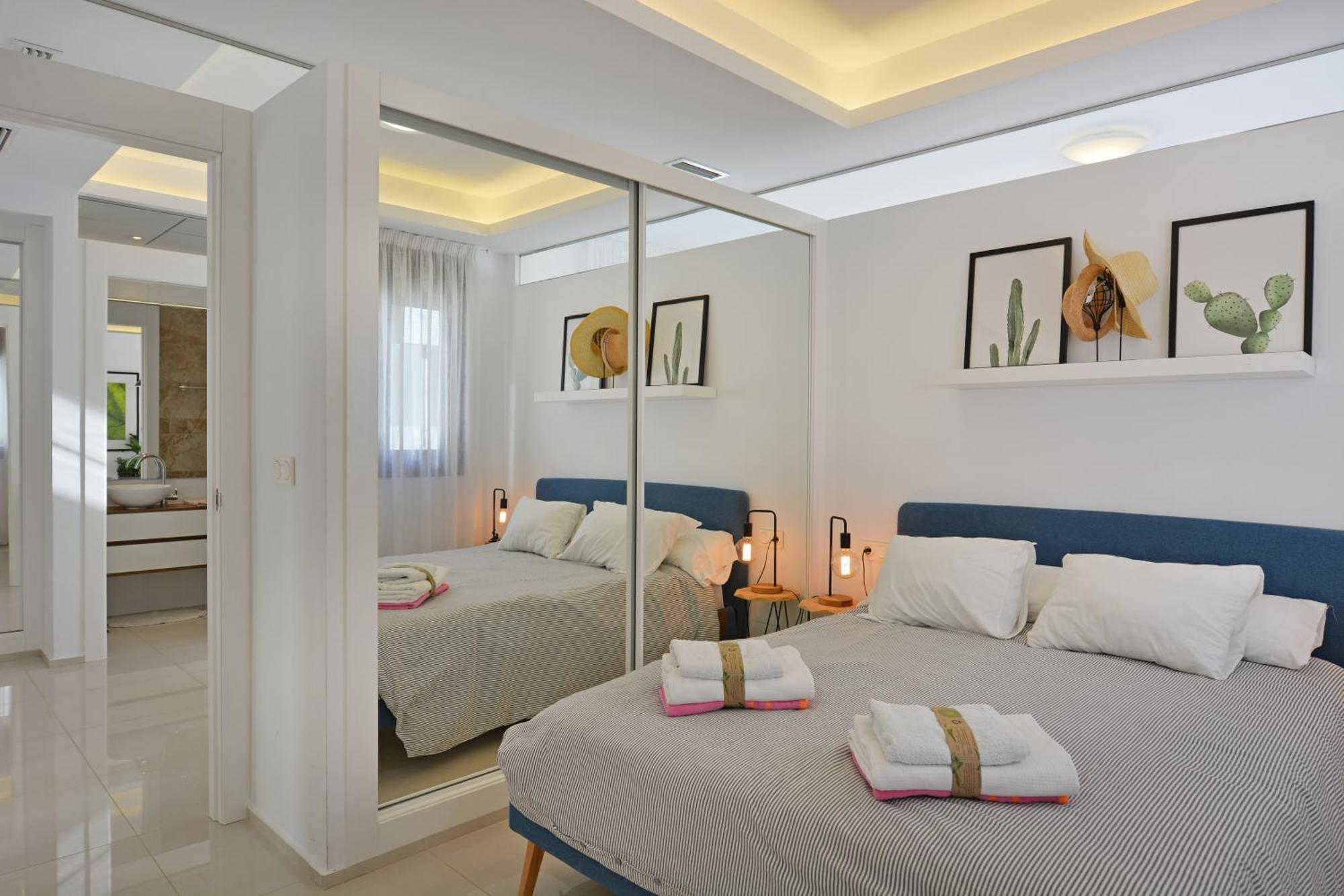 Beachfront Luxury Apartments By Nras Arenales del Sol Camera foto