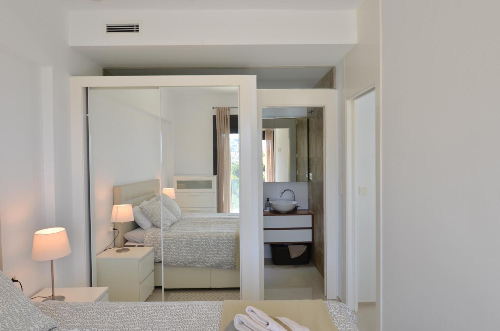Beachfront Luxury Apartments By Nras Arenales del Sol Camera foto