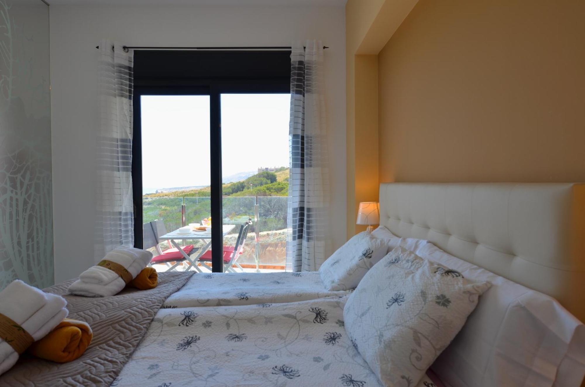 Beachfront Luxury Apartments By Nras Arenales del Sol Camera foto